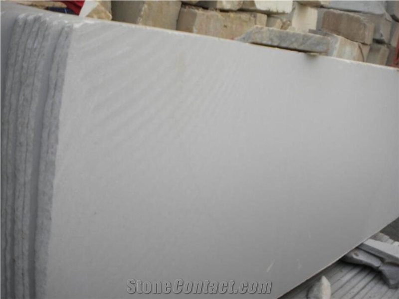 Light Grey Sandstone Honed Cladding China Sandstone Wall Covering