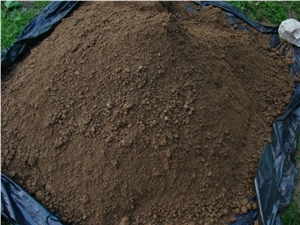 Black Sieved Soil Ground Good Quality