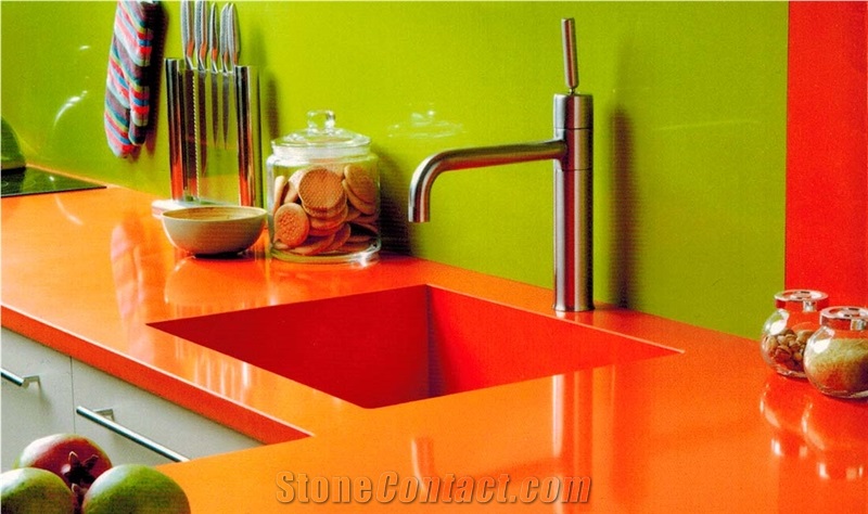 Quarzo Naranja Kitchen Countertop