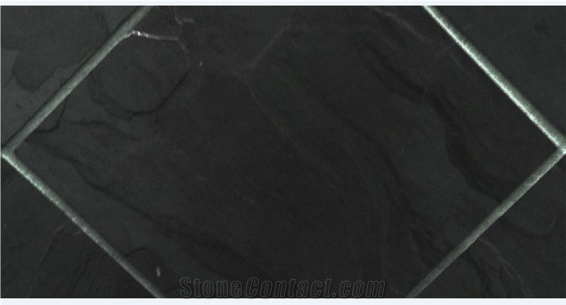 Madras Black Slate 16x16 *L