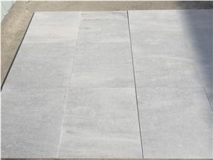 Chinese Supplier Flamed Surface White Quartzite Stone Tiles for Floor Covering
