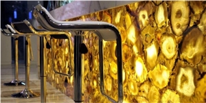 White Marble Bathtub Decks Calacatta Gold Bathtub Surrounded Panels for Hotel