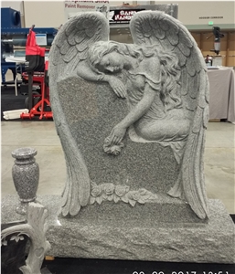 Angel Carving Memorials Headstone for Cemetery