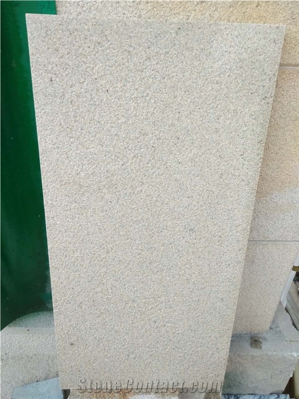 Cheap Price Baipo Yellow Bush Hammered Granite Tiles