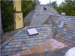 China Rectangular Shape Multicolor and Rusty Roofing Slate Tiles for Coating