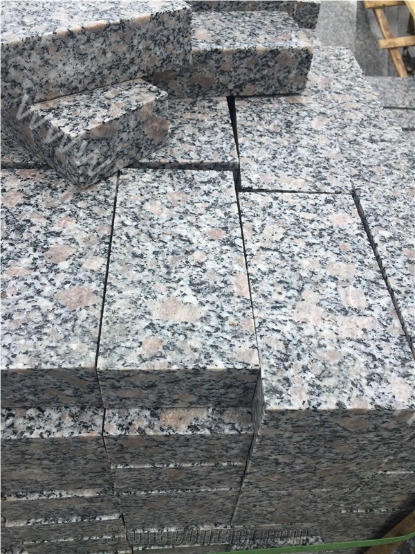 G383 Pear Flower Granite Cube Stone, G383 Pearl White Cobblestones/Cobble Stones/Paving Stone/Floor Covering/Road Pavers, Cheap Zhaoyuan Flower