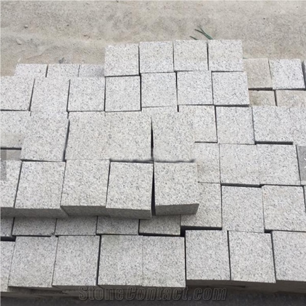 Chinese Light Silver Grey Split Natural Cube Stone Paver Setts