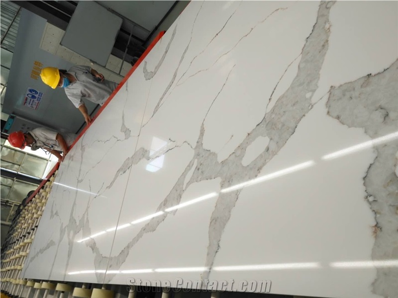 Good Performance Artificial Calacatta Gold Marble Quartz Stone Slab Engineered Stone in 6-30mm Thickness More Durable Than Granite