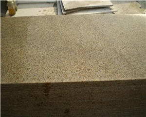 G682,Shandong Rust Granite Slab, China Yellow Granite,Gangsaw Polished Slab