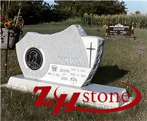 Good Quality Custom Moon Design Etching Absolute Black/ Jet Black/ Shanxi Black Granite Tombstone Design/ Western Style Monuments/ Upright Monuments/ Headstones/ Monument Design