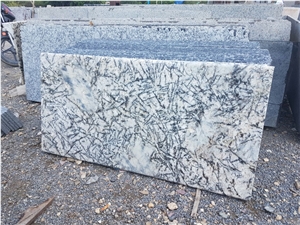 India Alaska White Granite Polished Slabs
