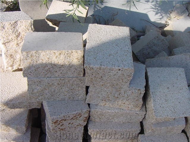 Own Factory Cheapest Price Chinese Polished G682/Rusty Yellow/Sunset Gold/Golden Sand/Giallo Ming/Giallo Rusty/Ming Gold/Yellow Rust/Desert Gold/Giallo Fantasia Granite Cube Stone & Pavers