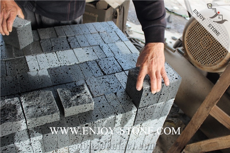 Cheap Price Hainan Grey Lava Stone,Natural Split Face Exterior Cube Stone for Courtyard Road Pavers,Garden Stepping,Driveway,Walkway