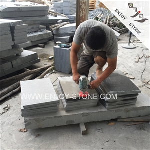 China Padang Dark G654 Granite Flooring Tile,Sesame Black Granite,Blind Stone Pavers,Garden Stepping Blind Paving Stone