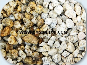 Yellow Pebbles with Spot Patterns(Machine Cutting)/Light Yellow Pebbles/Round Pebbles/Pebble for Landscaping Decoration/Wall Cladding Pebble/Flooring Paving Pebble