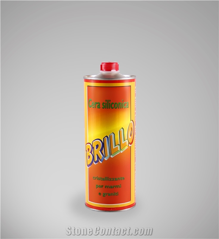 Brillo Liquid Silicone Based Wax Used To Renew The Polish On