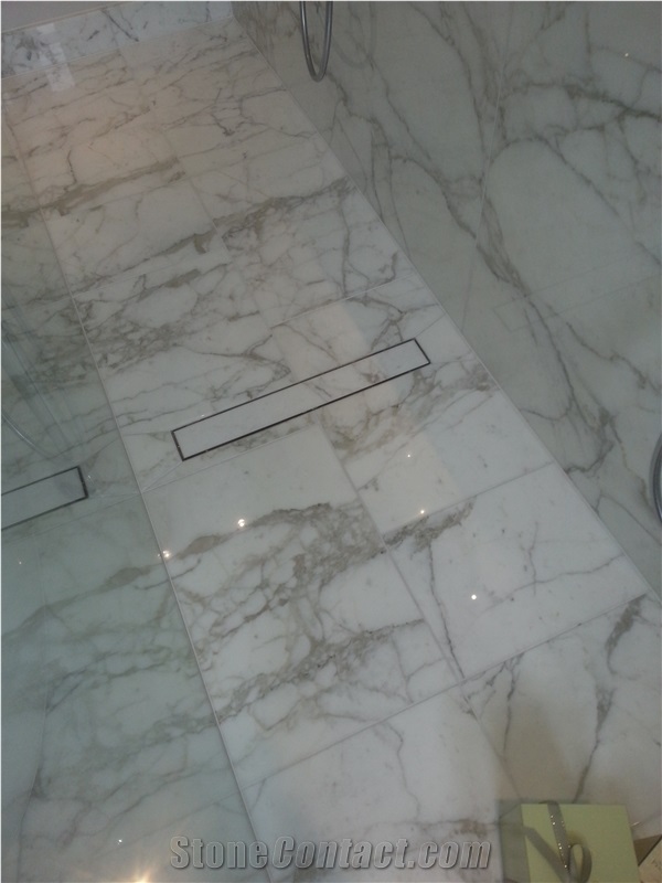 Calacatta Oro Bookmatch Marble Bathroom Wall and Floor