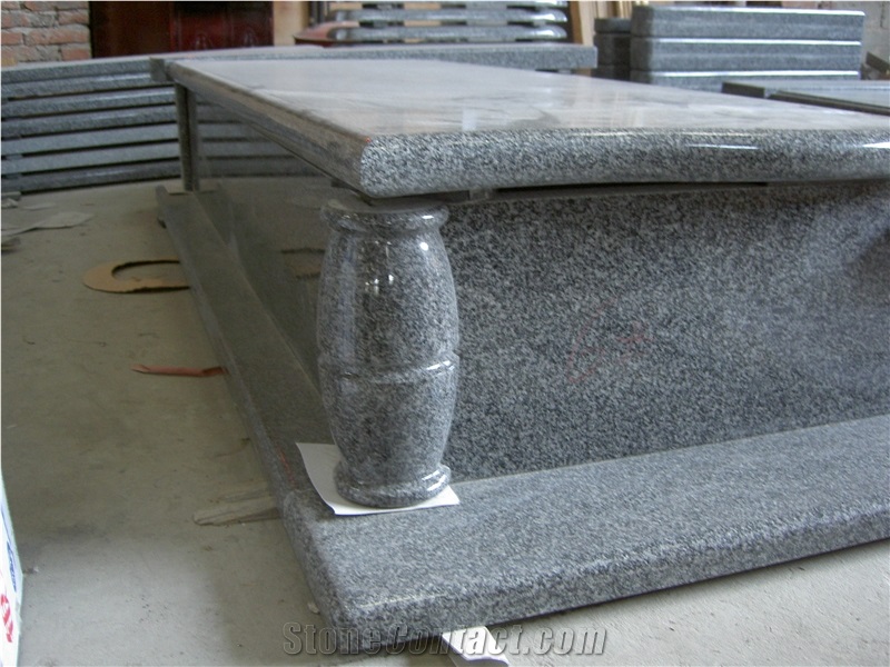 Black Granite Tombstone/Headstone/Gravestone