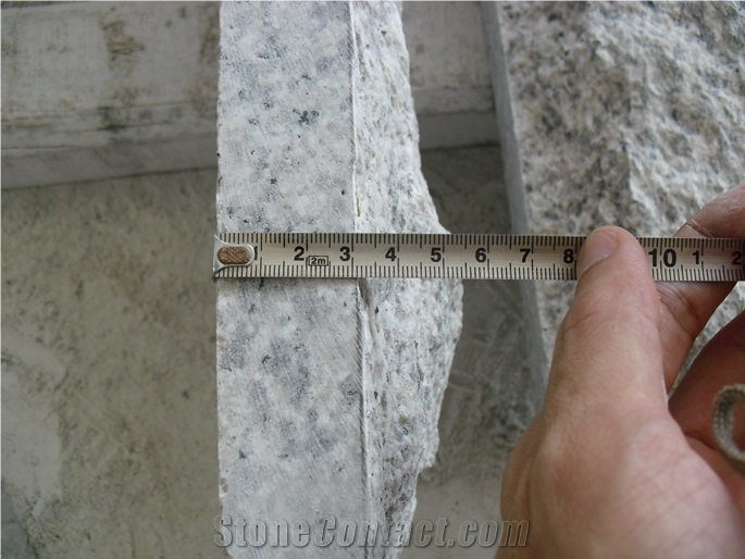 G655 China Granite for Building Mushroomed Stone Use for Wall Cladding