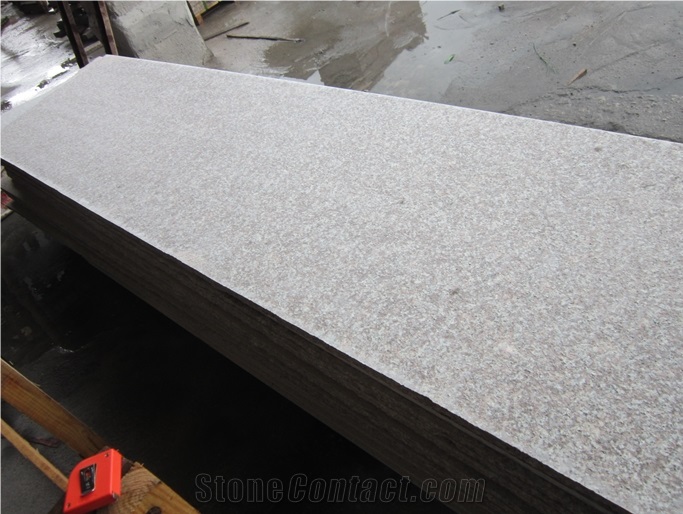 G687 China Granite for Building Half Slabs Polished,Flamed,Sawn