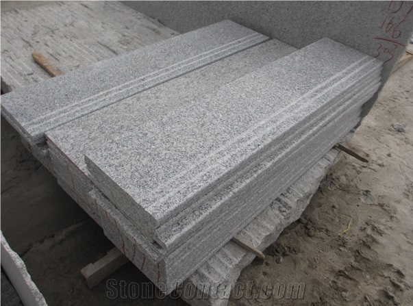 Macheng Sesame White(Medium Flowers) Stair Step with Anti-Skid Slot Granite