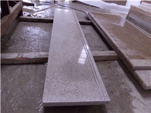 Polished G682 Yellow Granite Stair Treads And Risers
