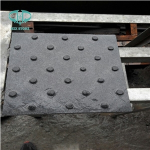 China Padang Dark Grey Granite G654 Blind Stone Parallel Grooving Polka Dot Blind Stone Road Blind Paving Stone Pavers