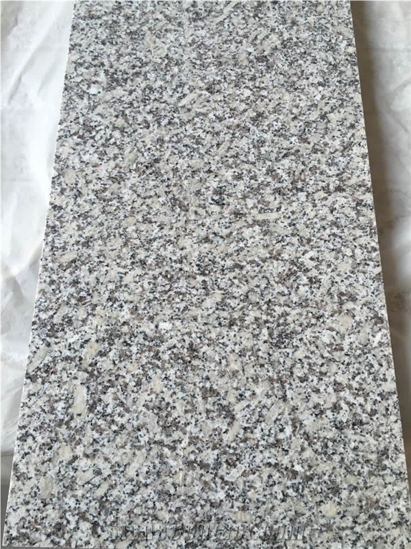 China Cheap G602 Chinese Light Grey Granite Slab Tiles ,Natural Building Stone Polishing Flooring,Wall Covering,Interior