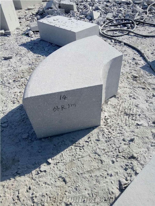 G375 Cheap Grey Granite Fine Picked Surface Park Sitting Blocks Border Stone