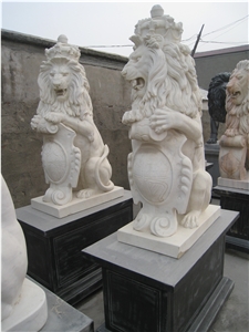 White Marble Western Lion Statue Sculpture Garden Handcarved