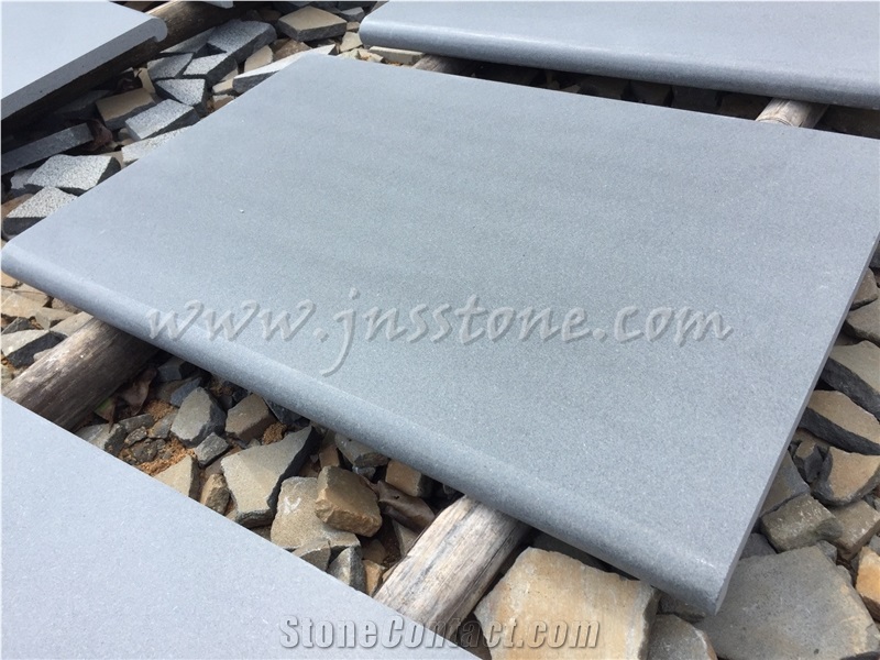 Hainan Grey Basalt Pool Coping / Sandblasted & Honed Pool Coping Tiles / Rebated Copers / Swimming Pool Tiles