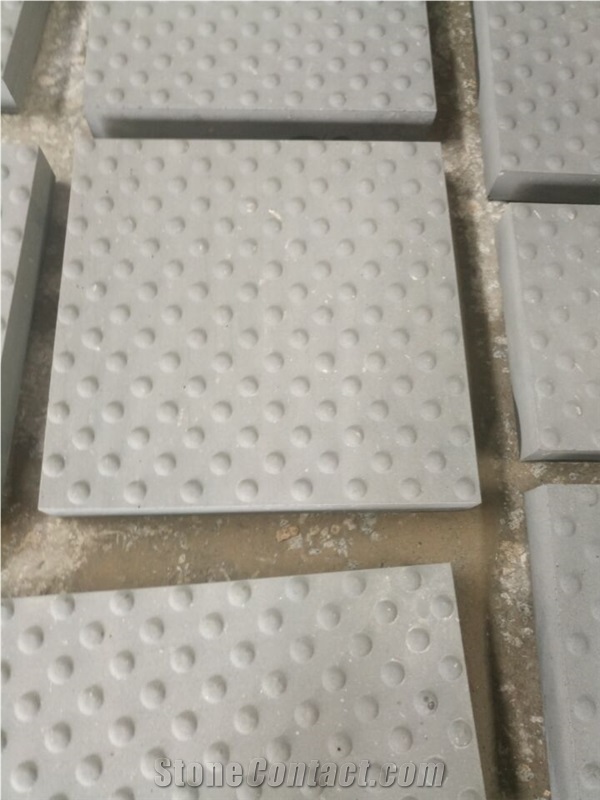 Zhangpu Black Basalt Pedestrian Pavers Blind Paving Tiles Tactiles