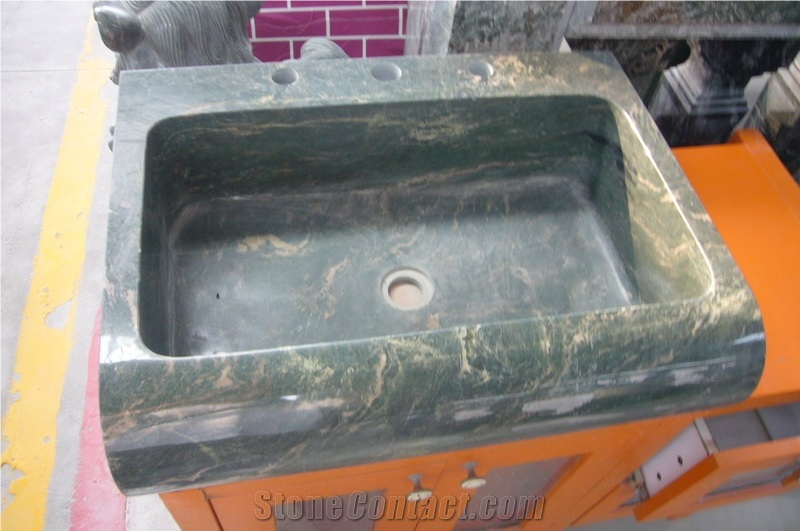 China Emerald Green Granite Tile&Slab for Countertops, Exterior - Interior Wall and Floor Applications, Fountains, Pool and Wall Cladding, Stairs, Window Sills