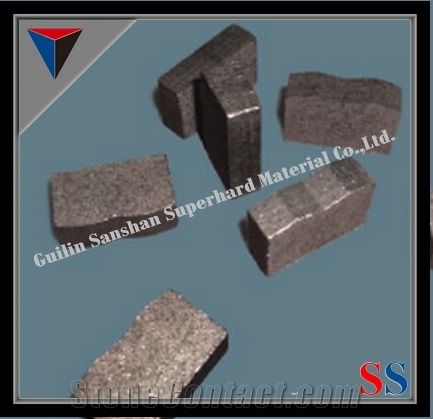 Diamond Segments Cutting Limestone, Basalt, Sandstone and Marbles, Granites