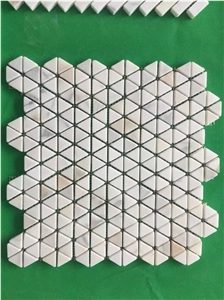 Marble Calacatta White Flower Pattern Mosaic Tile for Project