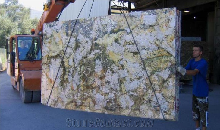 Barricato Granite Slabs