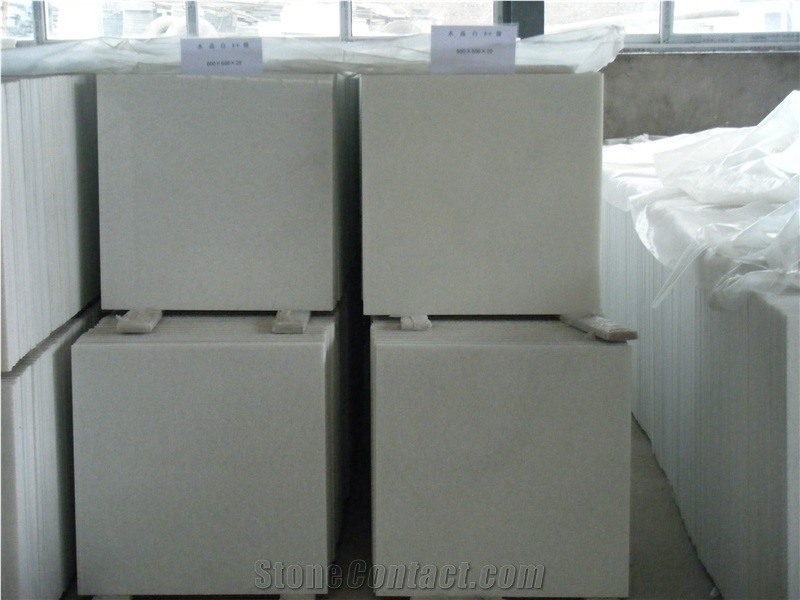 HeatResistant White Marble Tile from China