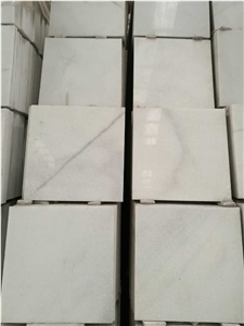 Sichuan Crystal White Marble Slab and Tiles, Polished Grade a Crystal White Marble Like Snow White with Balck Spot or Line