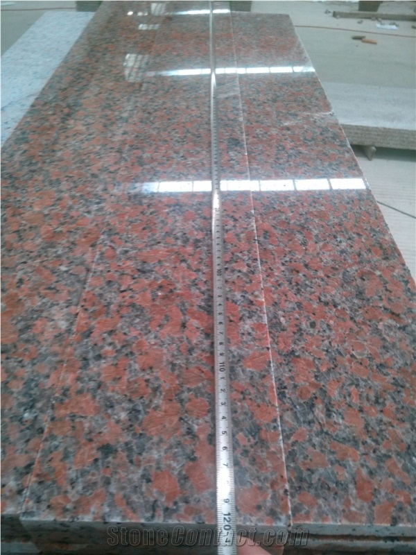 China Natural Stone G562/G4562 Maple Red, Capao Bonito, Cengxi Red, Fengye Red Granite Stairs/Steps/Risers, Polished/Honed/Flamed/Sandblasted Surface, Indoor and Outdoor Stairs Paving, Building Stone