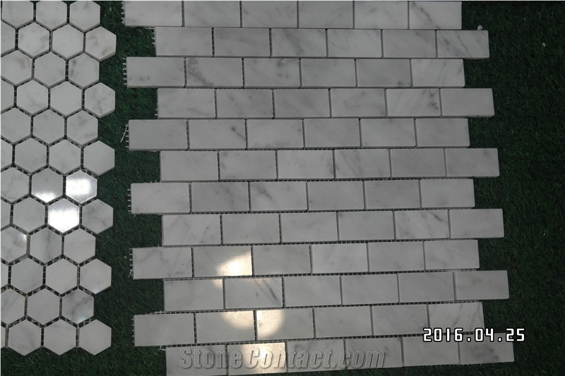 Italy Bianco Carrara White Marble Mosaic Polished/Tumbled/Split Surface Hexagon Shape for Indoor/Outdoor Floor Paving Wall Cladding Bathroom Washing Room Swimming Pool