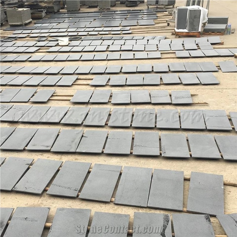 Sawn + 400 Grit Tiles / Hainan Black Basalt Tiles / Dark Bluestone with Cats Paws Tiles / Factory Owner