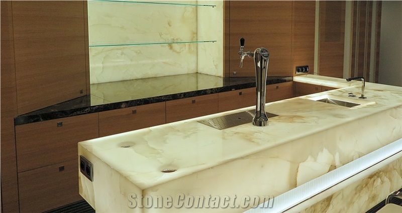 Solid Surface Beige Onice Backlit Translucent Onyx Alabaster Panel for Club Bar Top,Engineered Stone Kitchen Reception Desk,Work Top Customzied