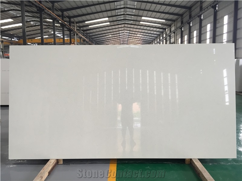 Quartz Stone Bs1320 Mirror White from Guangdong China Solid Surfaces Polished Slabs & Tiles Engineered Stone for Hotel/ Kitchen /Bathroom