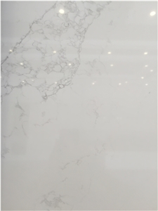 Quartz Stone Bs5103 Calacatta from Guangdong China Solid Surfaces Polished Slabs & Tiles Engineered Stone for Hotel/ Kitchen /Bathroom