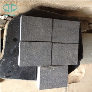 Cubestone, Black Basalt Cubestone, Black Basalt Cube Stone, Cobble Stone, Cobblestone, Natural Split Cubestone, Paving for Driveway Outdoor Decoration, Basalt Stone, Cube Stone, Paving Stone