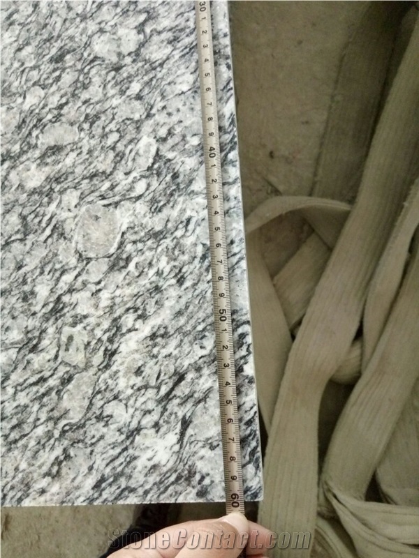 Spray White Granite Tiles, White Wave Granite Tiles