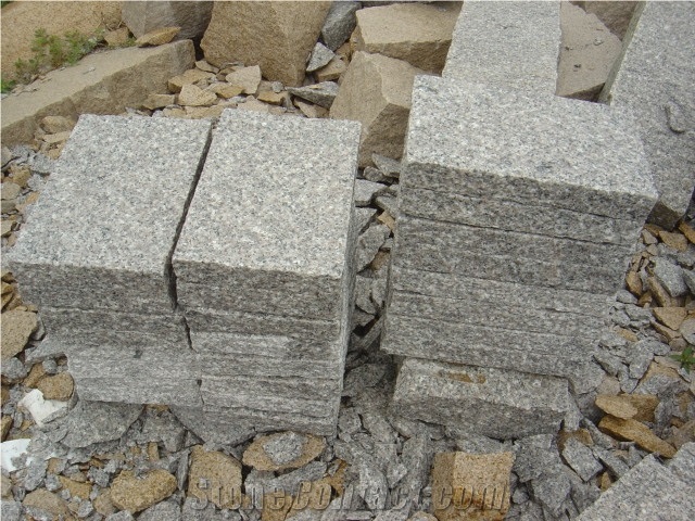 Yellow Granite Cobblestone for Flooring, Nature Cube Paving Stone,Tumbled Cobblestone