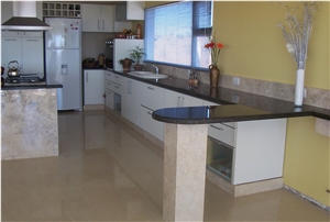 Argentine Mahogany Granite Kitchen Peninsula Countertop