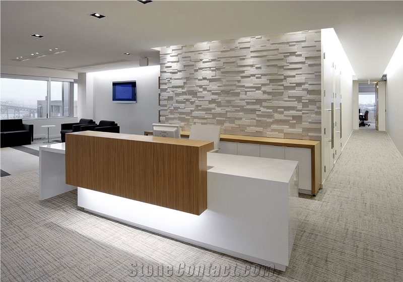 Customized Size Seamless Joint Solid Feeling Reception Desk with Back Shelf