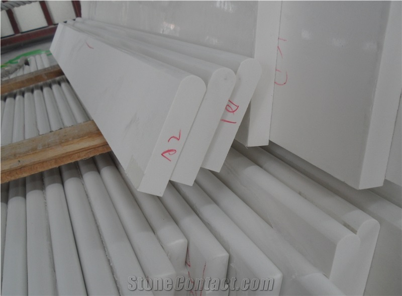 End piece for tile molding - White, glossy